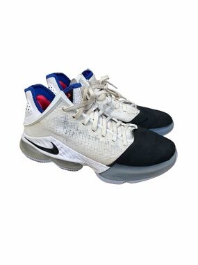 Nike LeBron 19 XIX Shoes Low Mens 9.5 White Black DH1270-100 Basketball